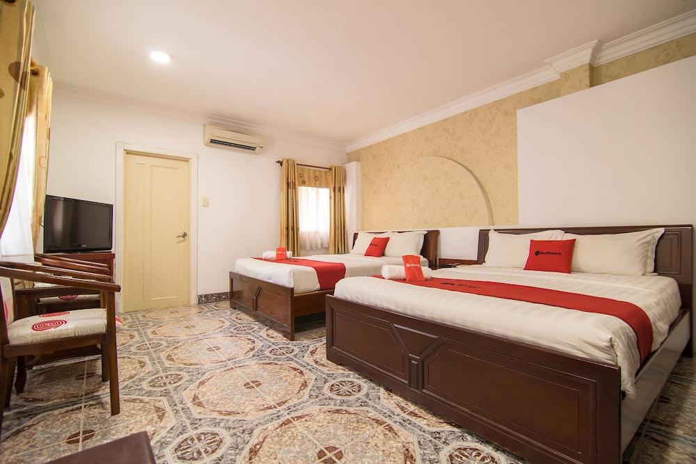 Cosmo Central Hotel Ho Chi Minh Exterior foto